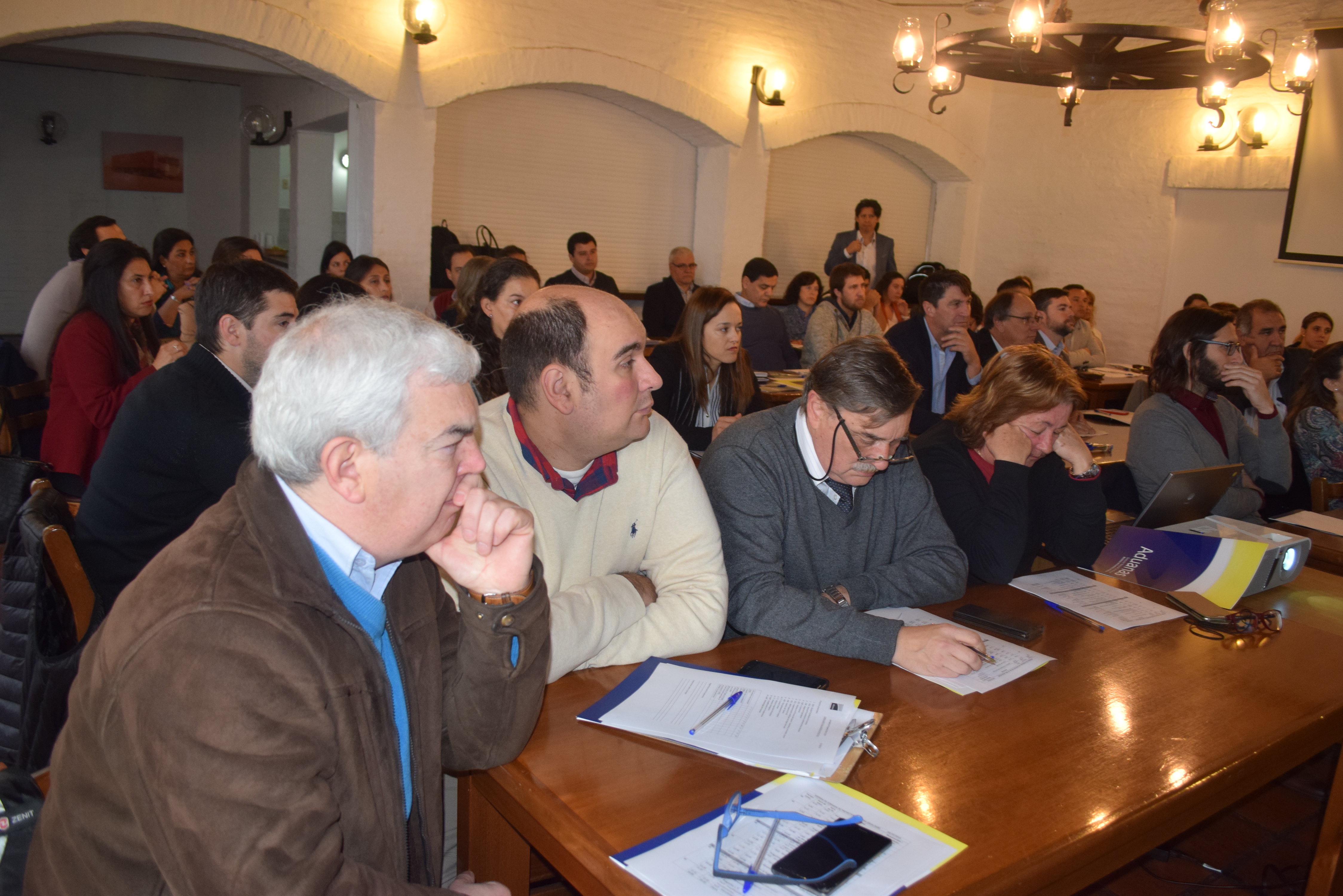 Imagen participantes de la Jornada de Presentación de Proyectos Estratégicos de la Institución